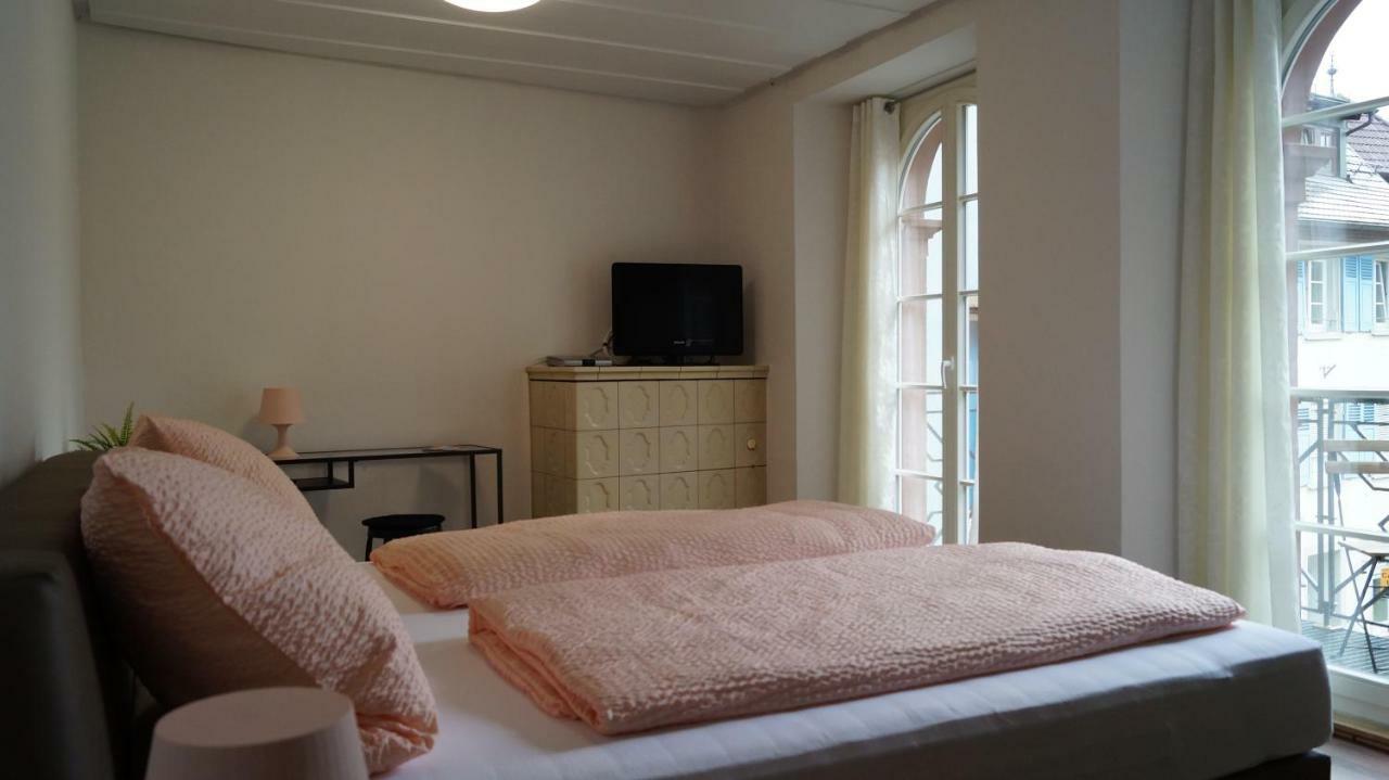 Ferienwohnung Im Historischen Stadttor Штауфен-ім-Брайсґау Екстер'єр фото