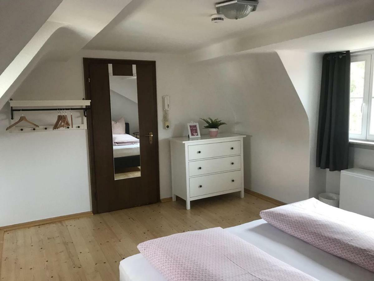 Ferienwohnung Im Historischen Stadttor Штауфен-ім-Брайсґау Екстер'єр фото