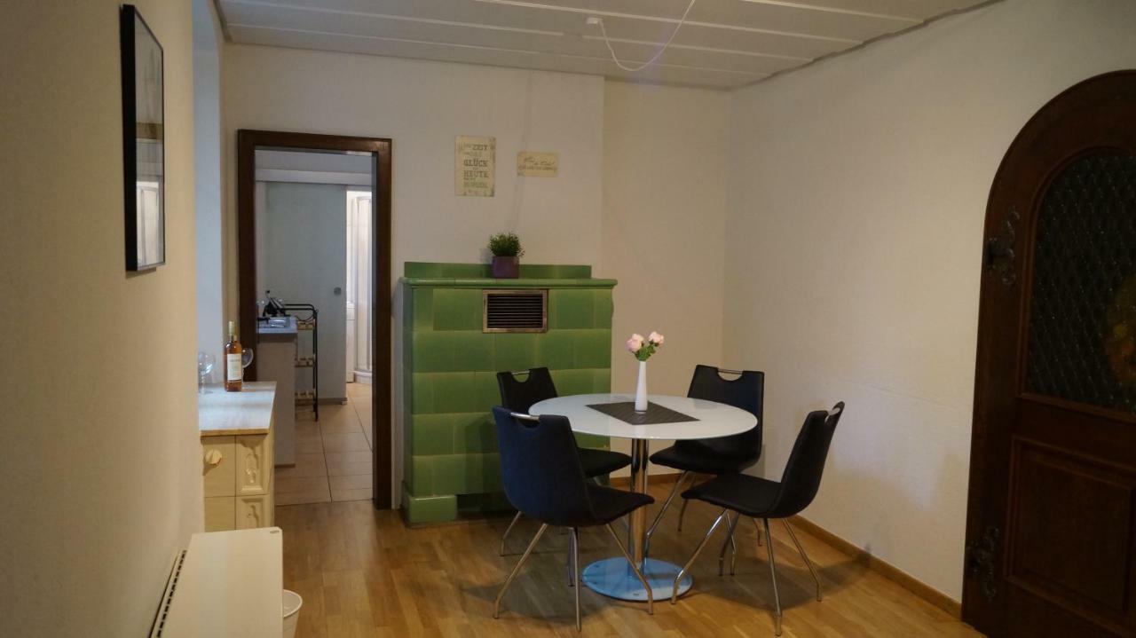 Ferienwohnung Im Historischen Stadttor Штауфен-ім-Брайсґау Екстер'єр фото